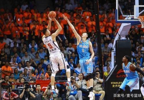 尼科:毕包是欧联杯冠军的有力竞争者,渴望在主场参加决赛.