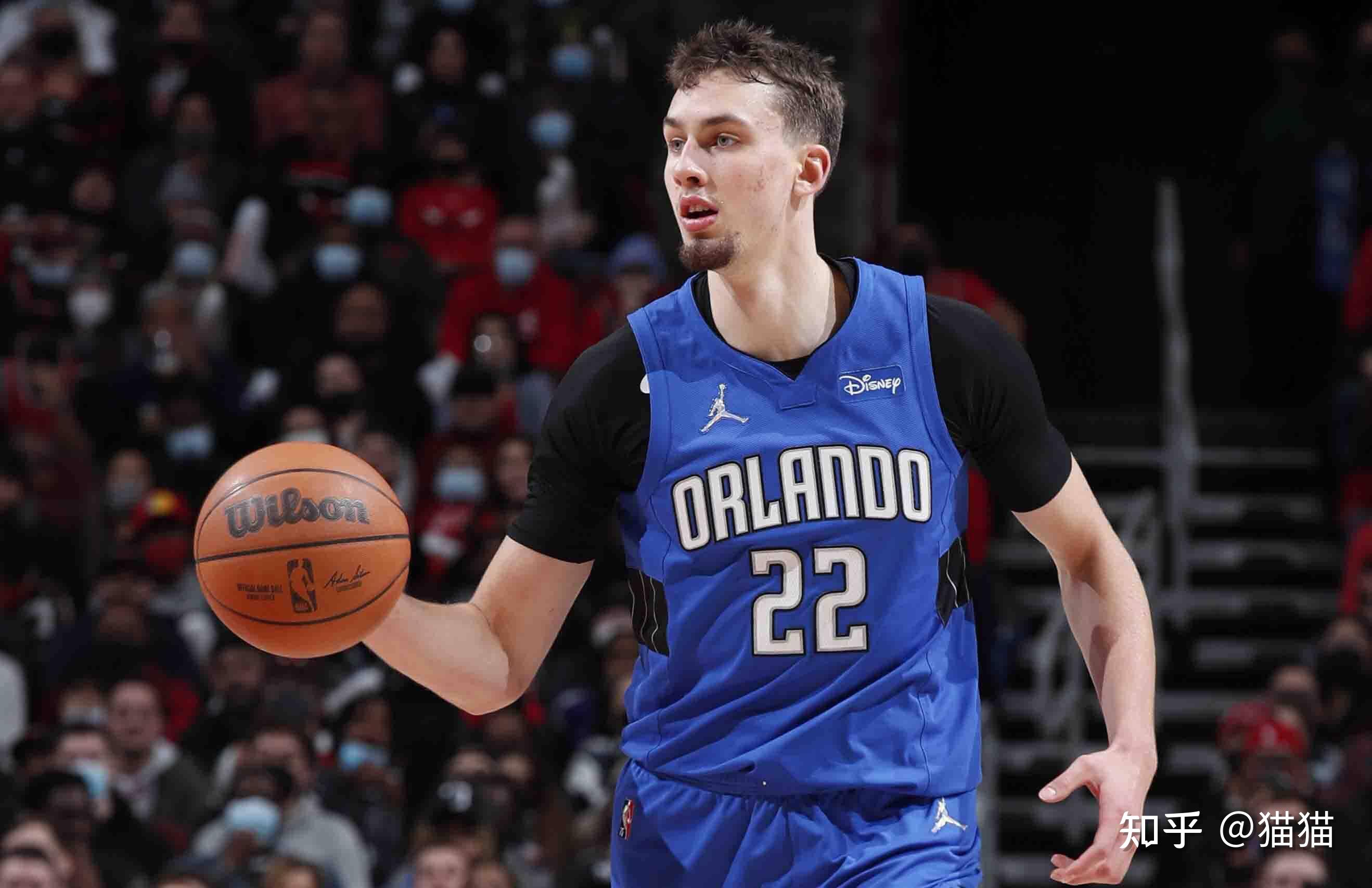 转会费与薪 转会费与薪